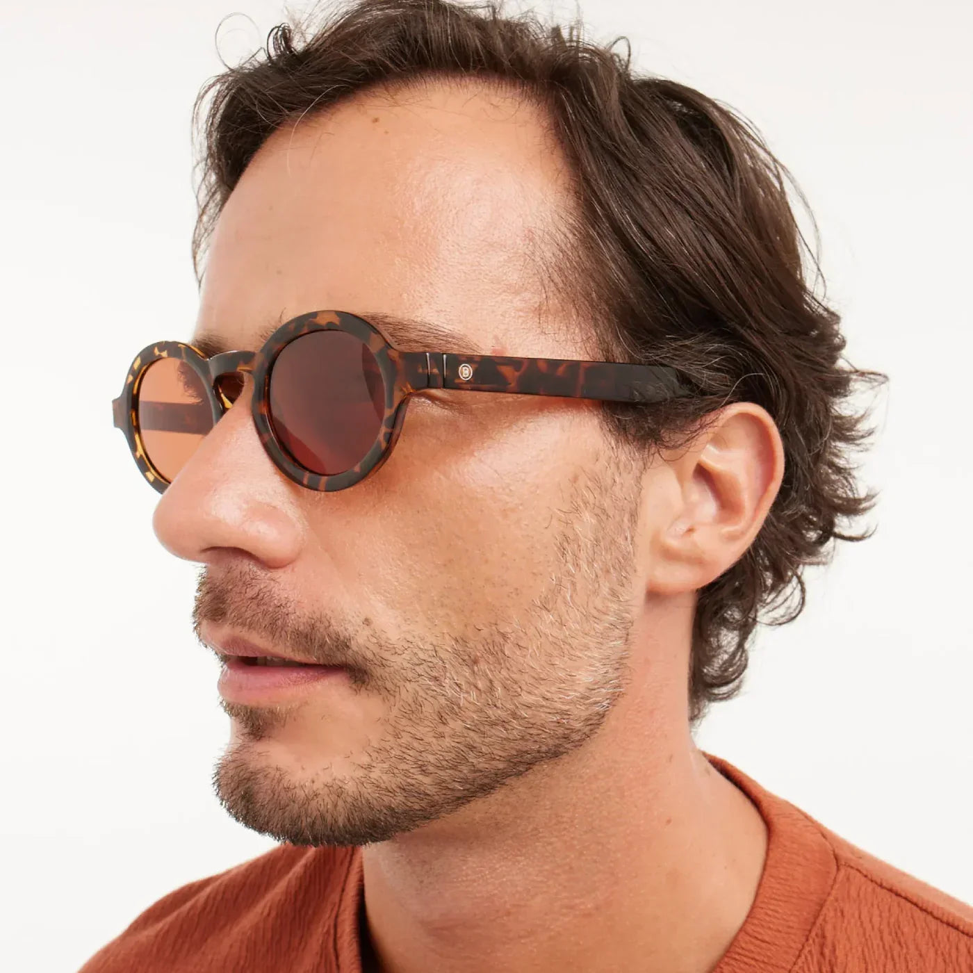 How to Choose the Perfect Sunglasses | Mansi Eyewear Egypt