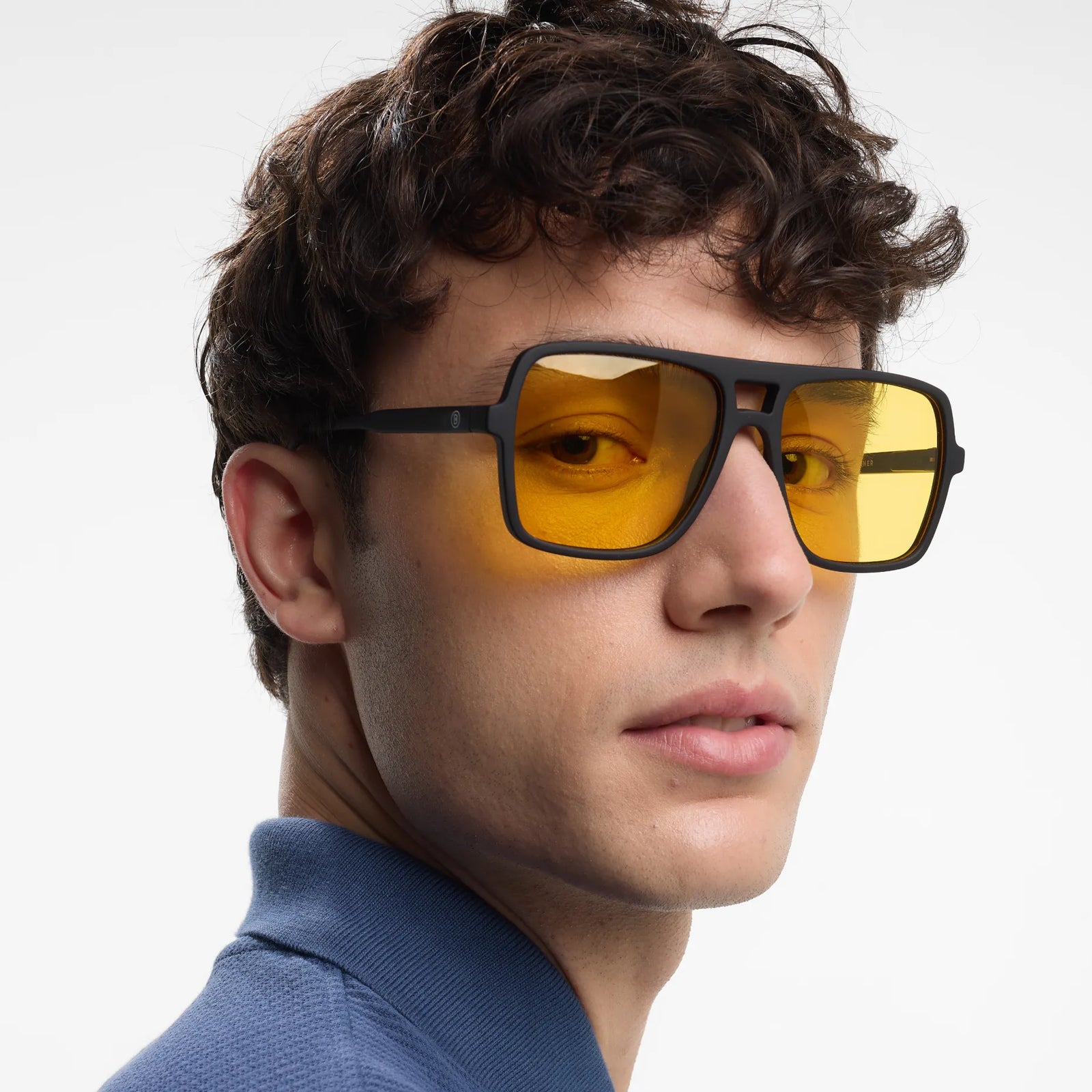 BARNER JAKE BLACK AMBER