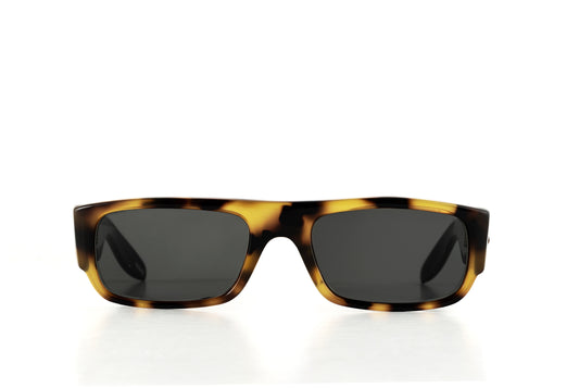 VINTAGE VERSUS E02 114